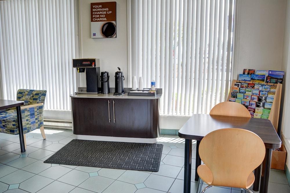 Motel 6-Bend, Or Экстерьер фото